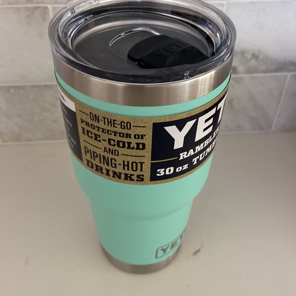 Brand new
Yeti - Picture 8 of 9